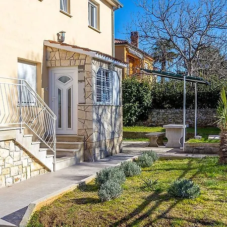 Apartment Sonja E Boris *